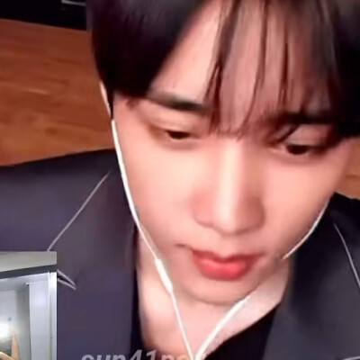 眼睛能不能睁开？