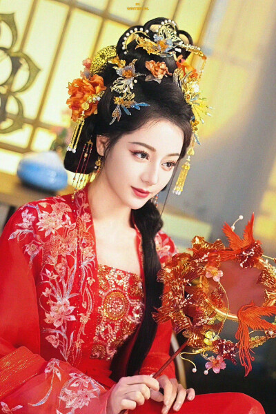 迪丽热巴 贺思慕