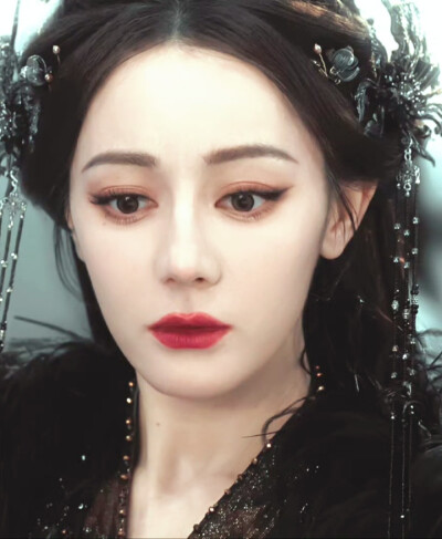 迪丽热巴/贺思慕