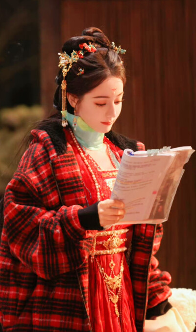 迪丽热巴/贺思慕