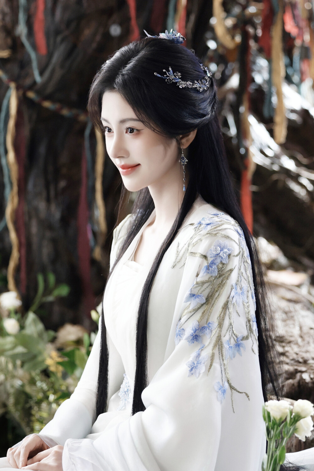 月鳞绮纪 鞠婧祎∣露芜衣