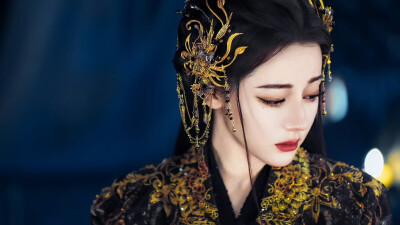 迪丽热巴 贺思慕