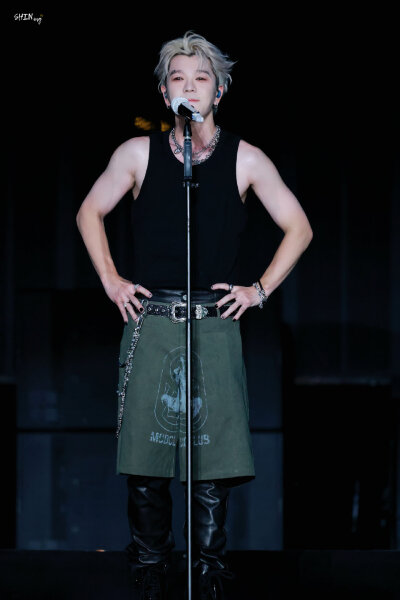 王栎鑫260411 深圳 青春限定派
