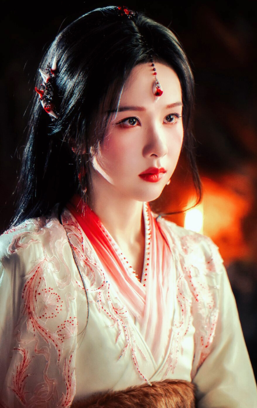 陈都灵/雾妄言