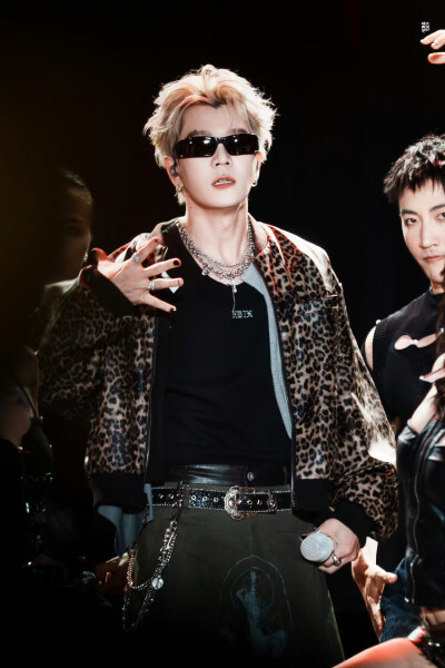 王栎鑫260411 深圳 青春限定派
