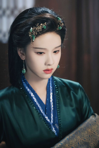 月鳞绮纪 陈都灵∣雾妄言