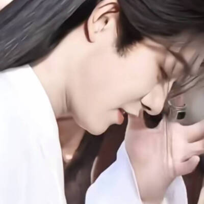 覆雪之下，天地一白