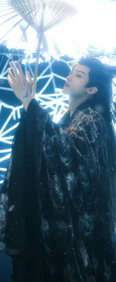 闫桉《月鳞绮纪》厉劫/源无获