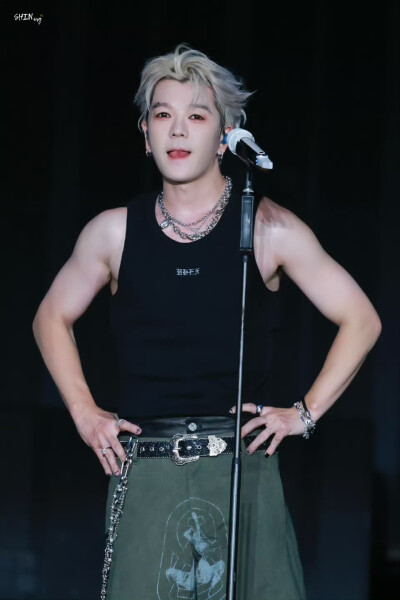 王栎鑫260411 深圳 青春限定派
