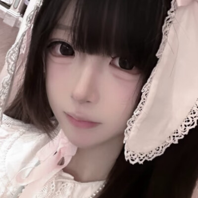 别哭了姐姐以后保护你