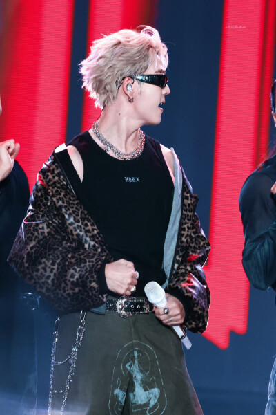 王栎鑫260411 深圳 青春限定派
