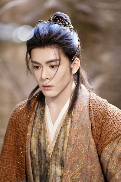 月鳞绮纪 曾舜晞∣武拾光