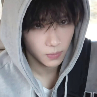 其实是冷脸（呆）萌