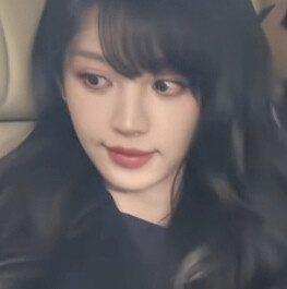 薇薇一笑很倾城