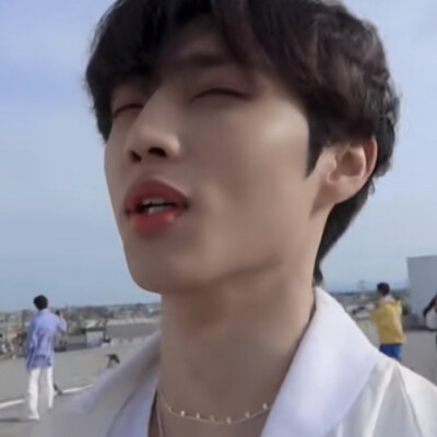 不能睁开眼吗？