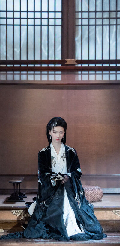 陈都灵《月鳞绮纪》雾妄言