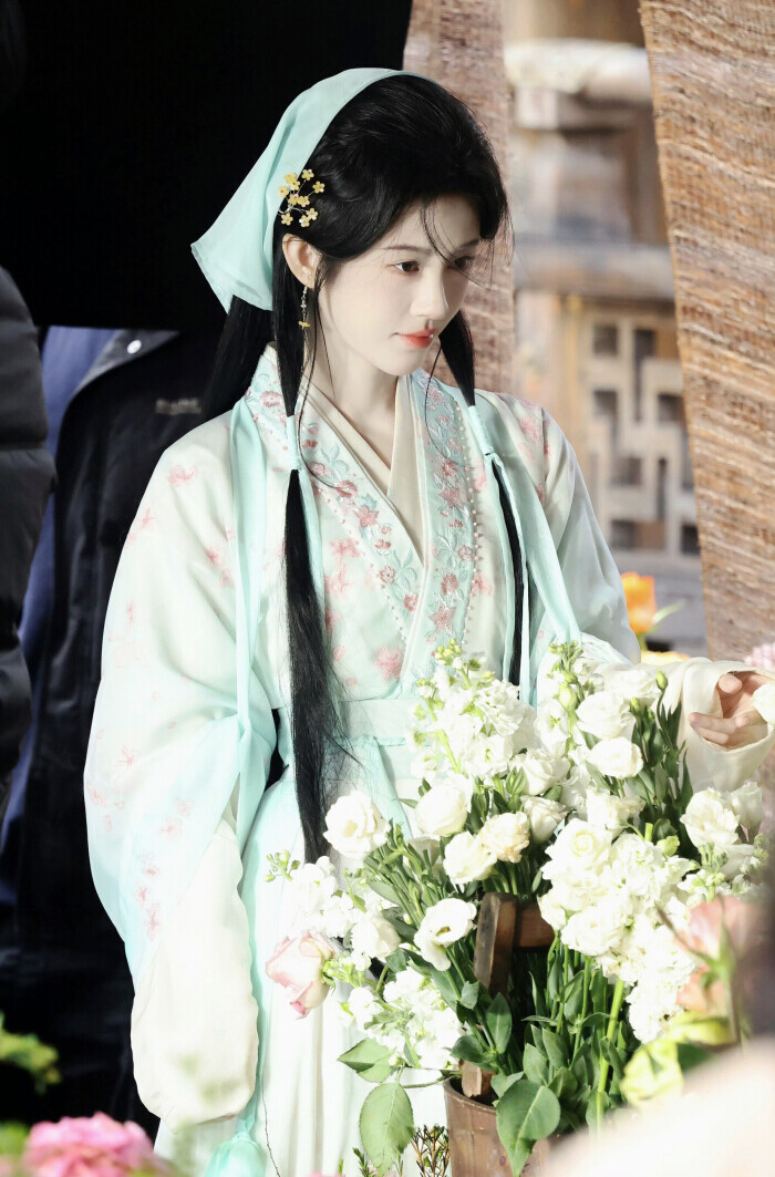 鞠婧祎