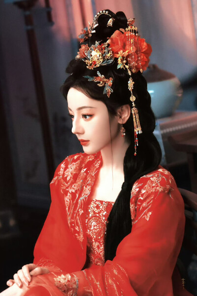 迪丽热巴 贺思慕