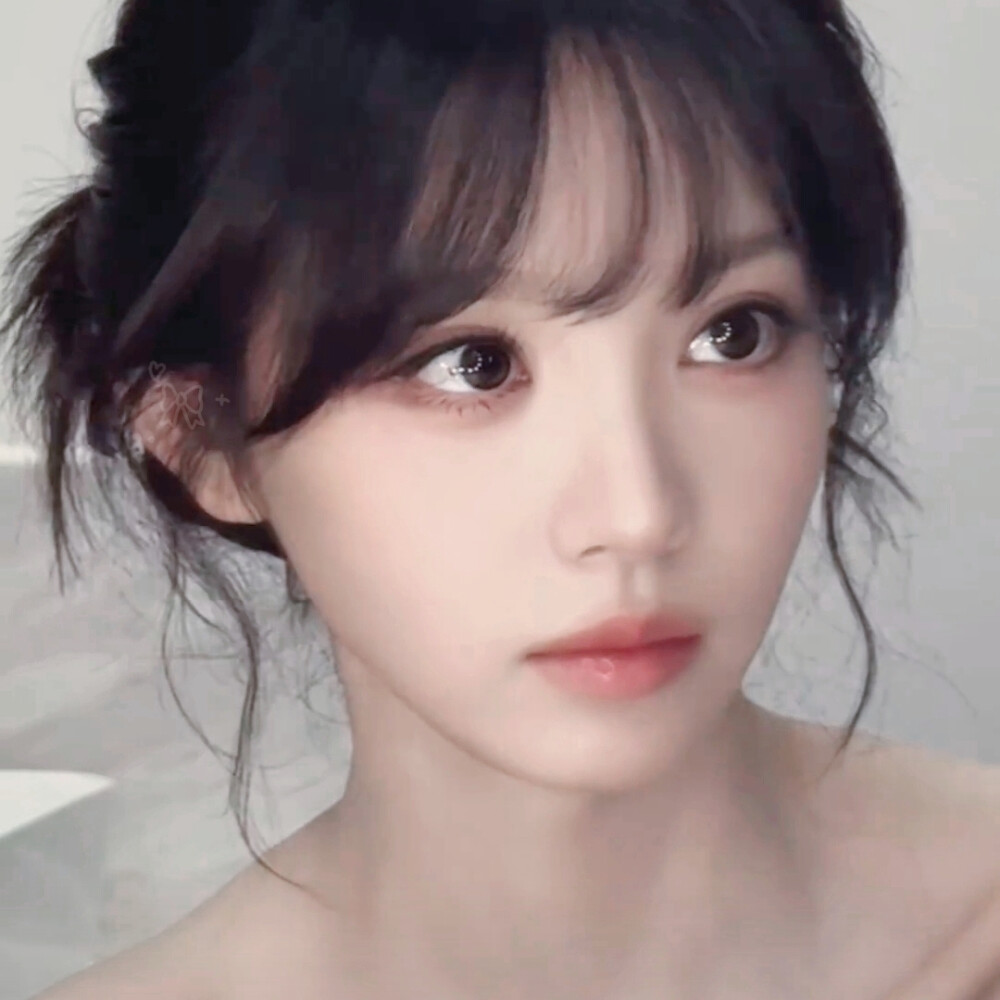 每次一见到你像雨过天晴