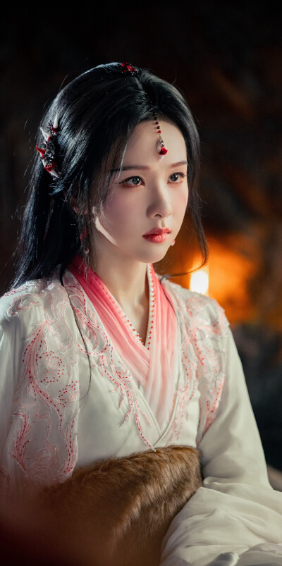 陈都灵《月鳞绮纪》雾妄言