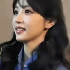 薇薇一笑很倾城