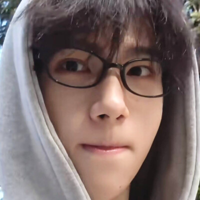 其实是冷脸（呆）萌