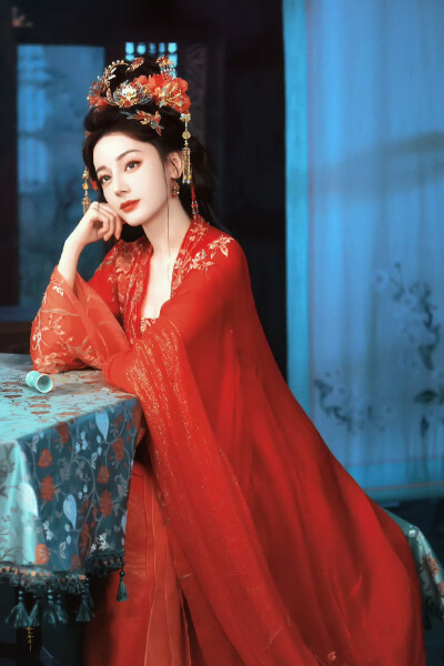 迪丽热巴 贺思慕