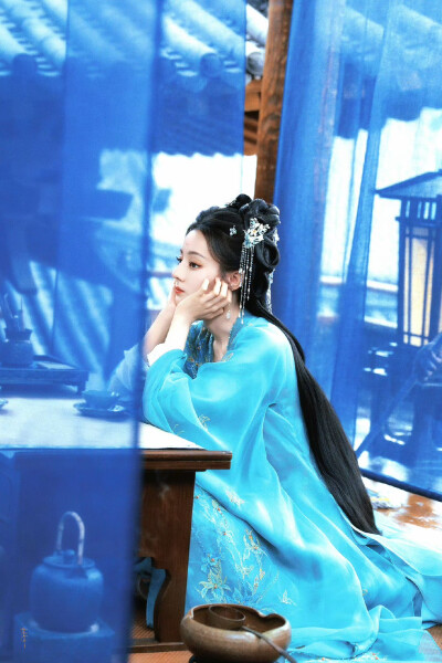 迪丽热巴 贺思慕