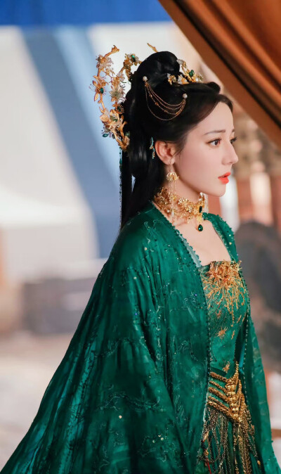 迪丽热巴/贺思慕