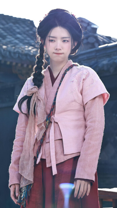 烧火丫头闹侯府 何蓝逗