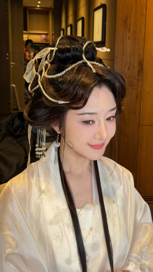 李依晓