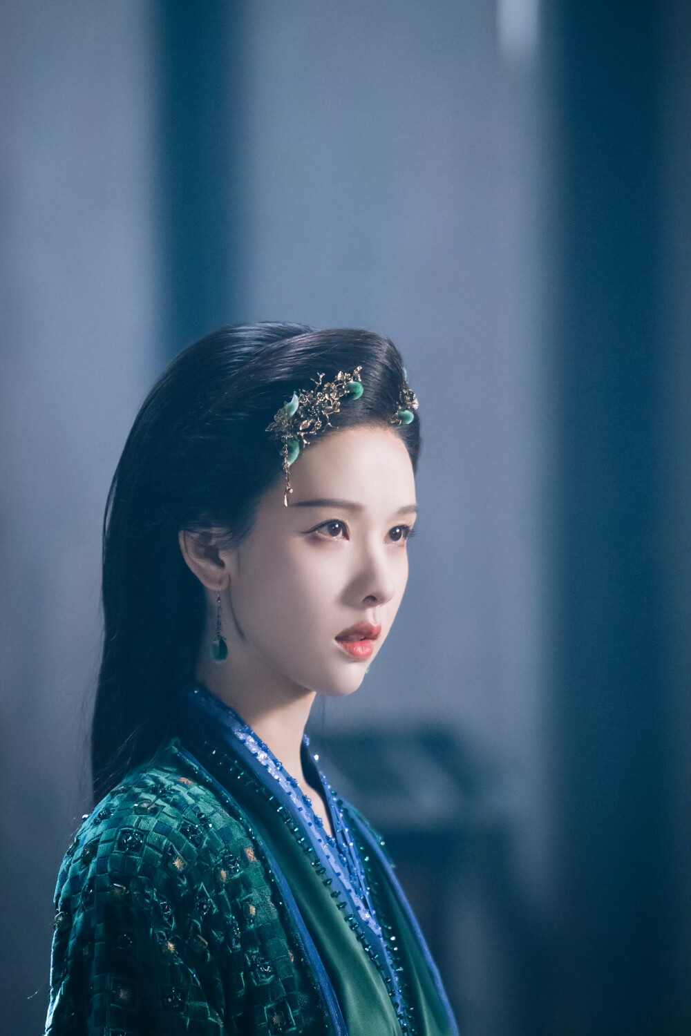 陈都灵