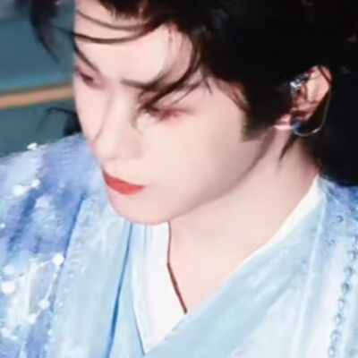 混沌流年，谁忘了誓言