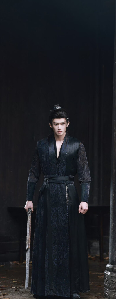 闫桉《月鳞绮纪》厉劫/源无获