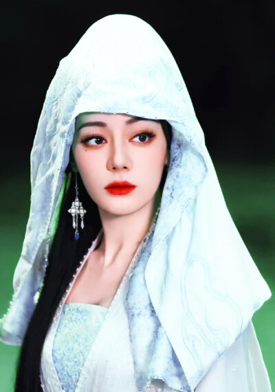 迪丽热巴/贺思慕