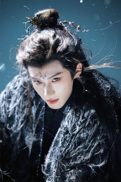 月鳞绮纪 闫桉∣源无获