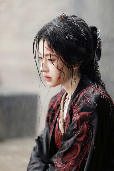 月鳞绮纪 鞠婧祎∣露芜衣