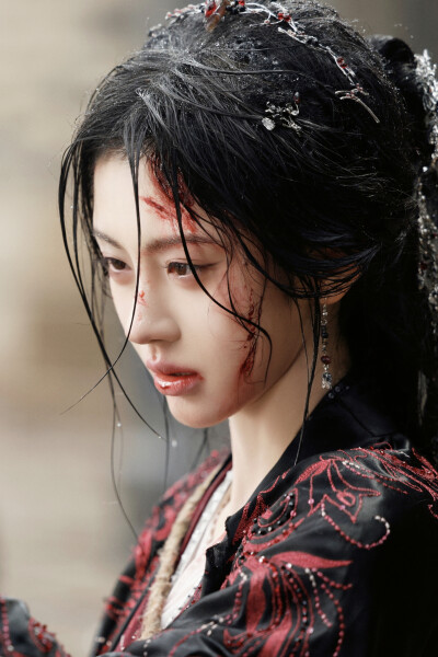 月鳞绮纪 鞠婧祎∣露芜衣