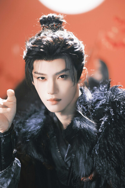 月鳞绮纪 闫桉∣厉劫