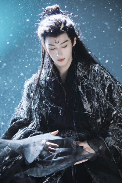 月鳞绮纪 闫桉∣源无获