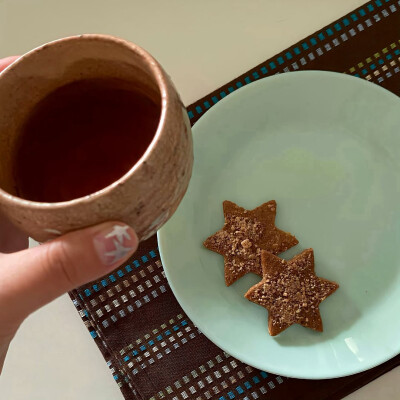 图源ks：偷喝汽水