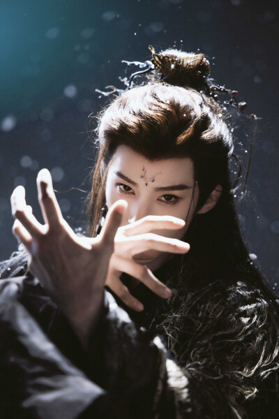 月鳞绮纪 闫桉∣源无获