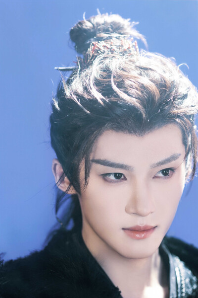 月鳞绮纪 闫桉∣厉劫