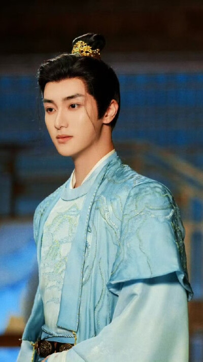 高鹤元《白日提灯》方先野