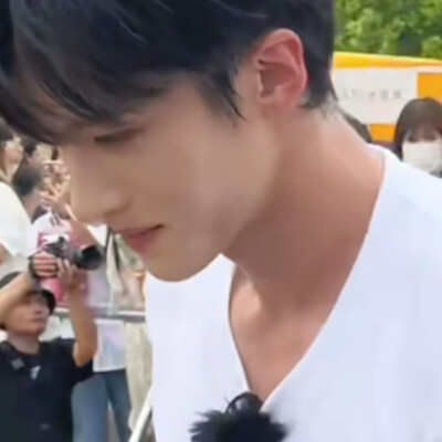 迷恋你的特别尽管我们都普通