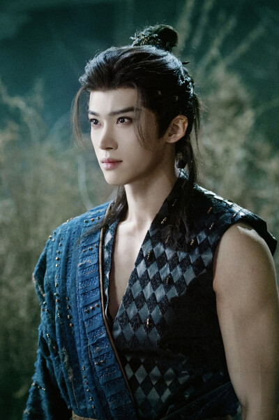 月鳞绮纪 闫桉∣厉劫