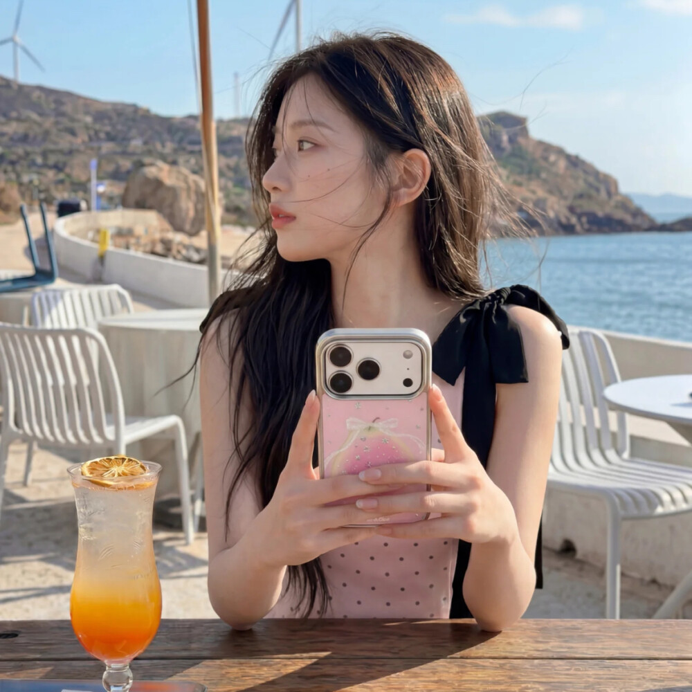 女