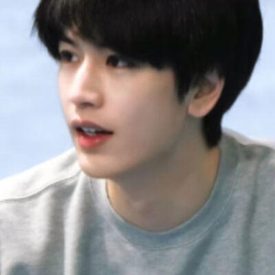 瓦男清纯的时候