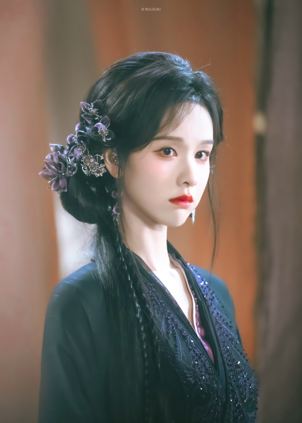 陈都灵