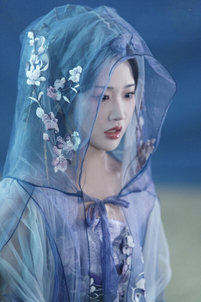 欢迎来到暗黑童话世界 张晋宜∣图南